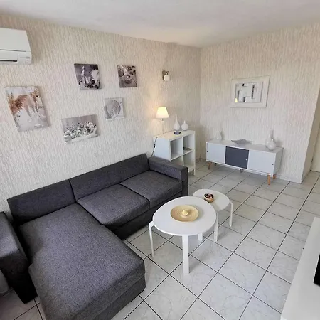 Apartment Les Terrasses Du Port - 2 Pieces 5 Couchages Port Mae-0474